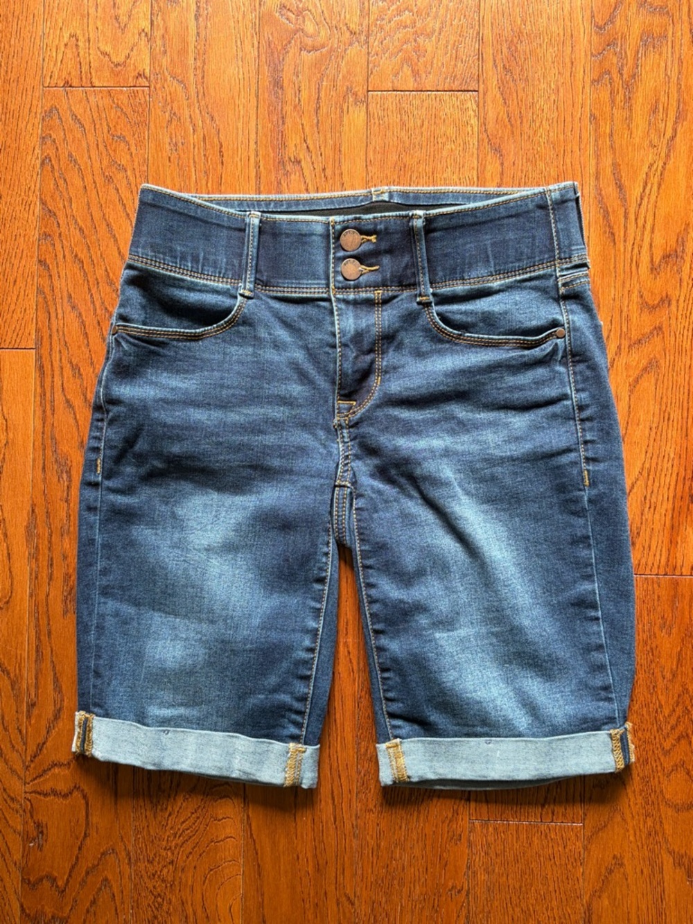 [APT 9] Tummy Control Stretch Bermuda Denim Shorts, Size 4
